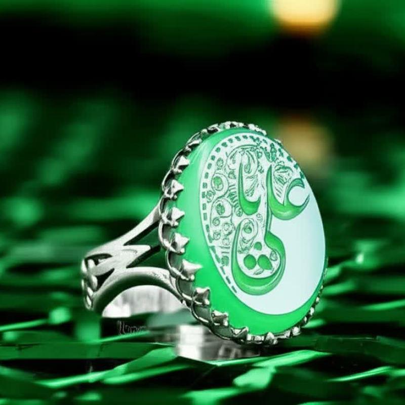 انگشتر نقره با سنگ عقیق سبز باحکاکی یاعلی کد 1311