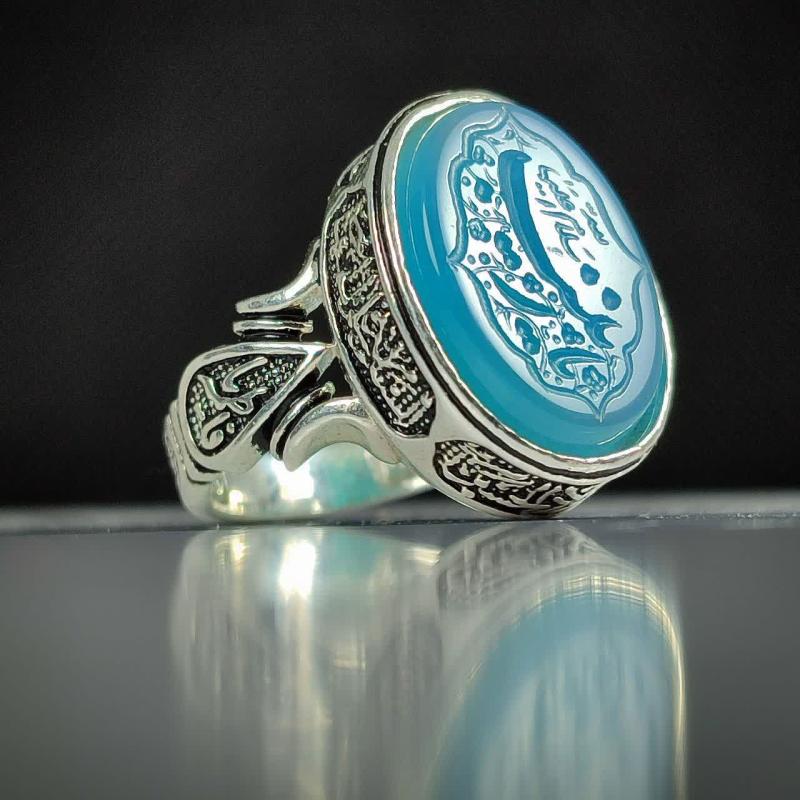 خرید انگشتر عقیق کبود خطی منقش به یا زینب (س) – رکاب چهار سلام کد ۱۸۶۳