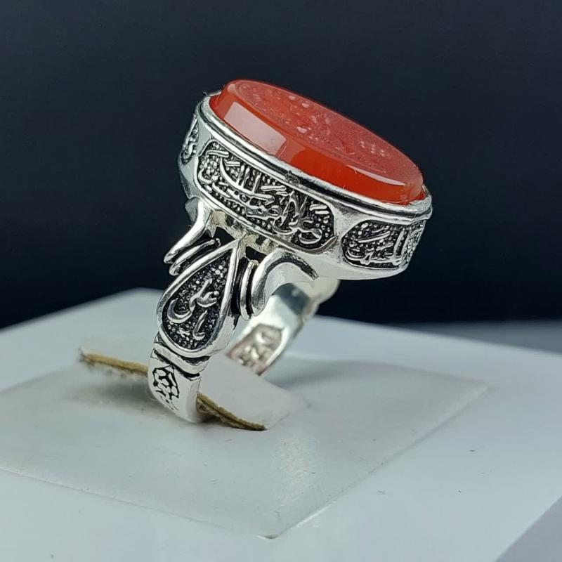 خرید انگشتر عقیق سرخ خطی با ذکر یا فاطمه (س) و رکاب چهار سلام کد ۱۸۶۸