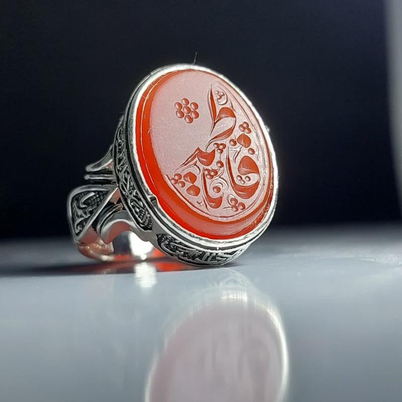 خرید انگشتر عقیق سرخ خطی با ذکر یا فاطمه (س) و رکاب چهار سلام کد ۱۸۶۸