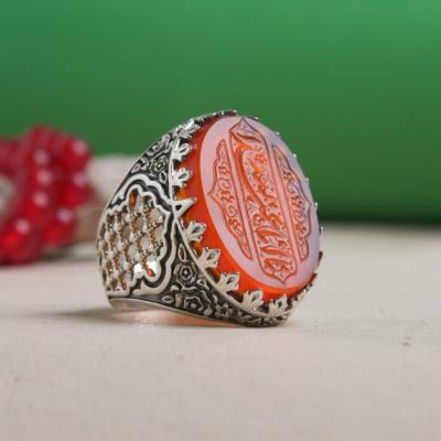 خرید انگشتر عقیق قرمز حکاکی "یا اباعبدلله" - طرح رکاب ضریح کد 2211