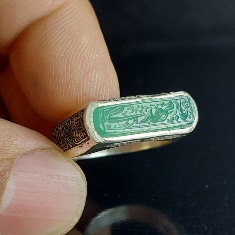 انگشتر نقره باسنگ عقیق سبز حکاکی یامهدی رکاب کپسولی کد 1755