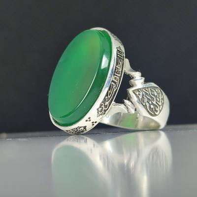 انگشتر نقره باسنگ عقیق سبز ذکر رکاب سوره کوثر بغل رکاب نعم المولی و نعم النصیر حسبنا الله و نعم الوکیل کد 2316