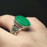 انگشتر نقره باسنگ عقیق سبز ذکر روی رکاب (صلوات حضرت زهرا) ذکر بغل رکاب (یافاطمه) و (یاعلی) کد 2321