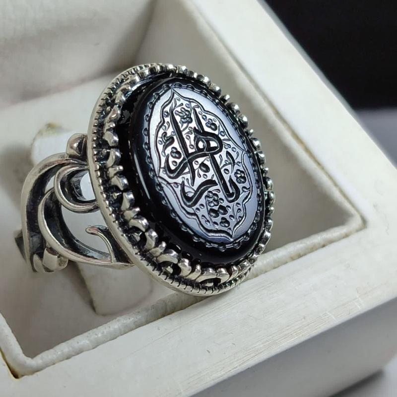 انگشتر عقیق مشکی مردانه حکاکی یا زهرا (س)؛ نگینی از جنس ارادت و اصالت کد 5205