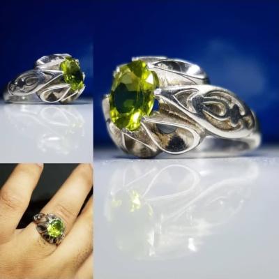 انگشتر نقره باسنگ زبرجد کد 2525